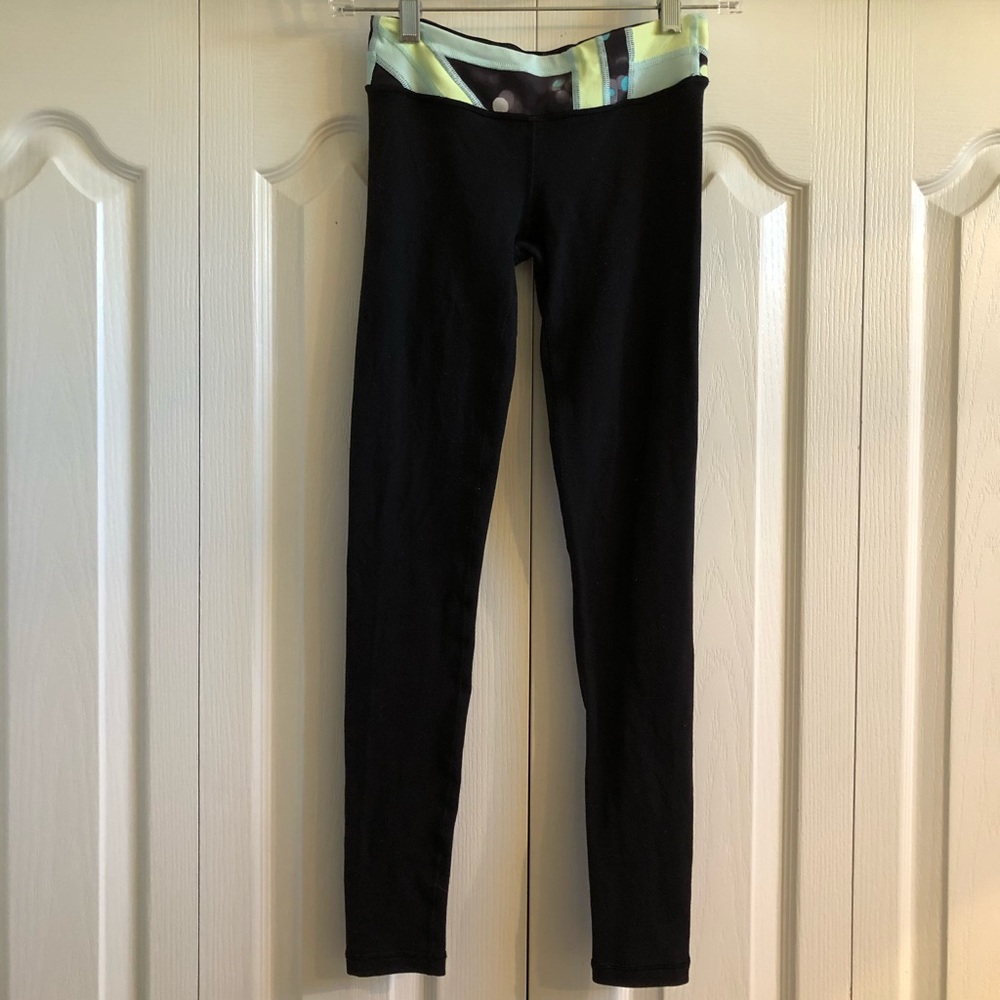 Ivivva black leggings